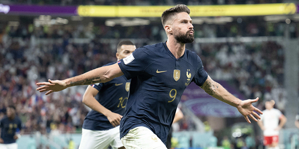 William Gallas Exclusive: Giroud A Perfect Example For Longevity