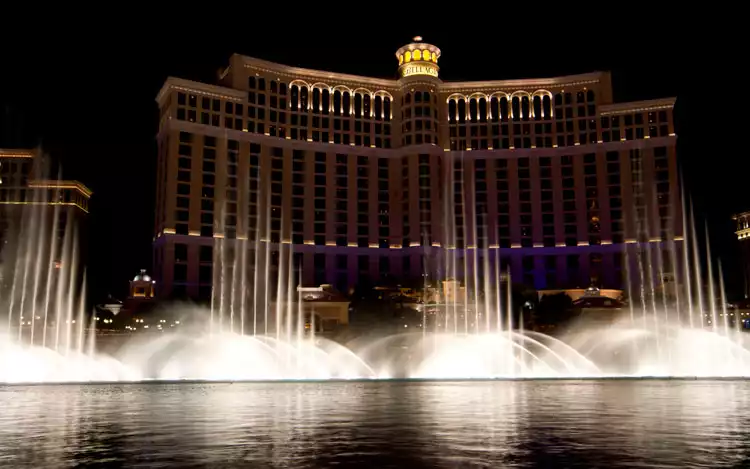 Musical-Fountain-Bellagio-Las-Vegas.jpg