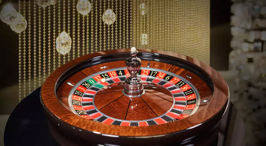 spinning roulette wheel