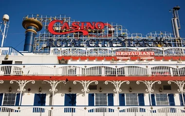 The Fascinating History of Riverboat Gambling