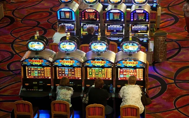 Slot Machine Myths and Facts