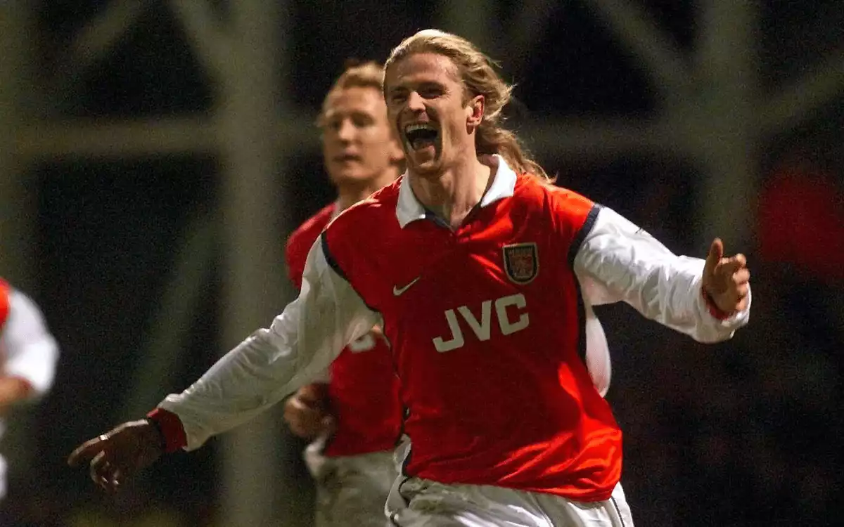 Emmanuel Petit Exclusive