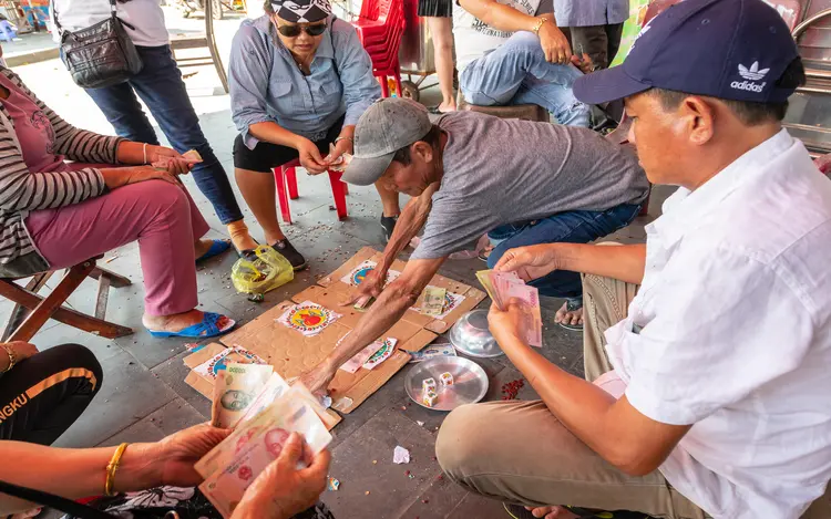 Street Gambling