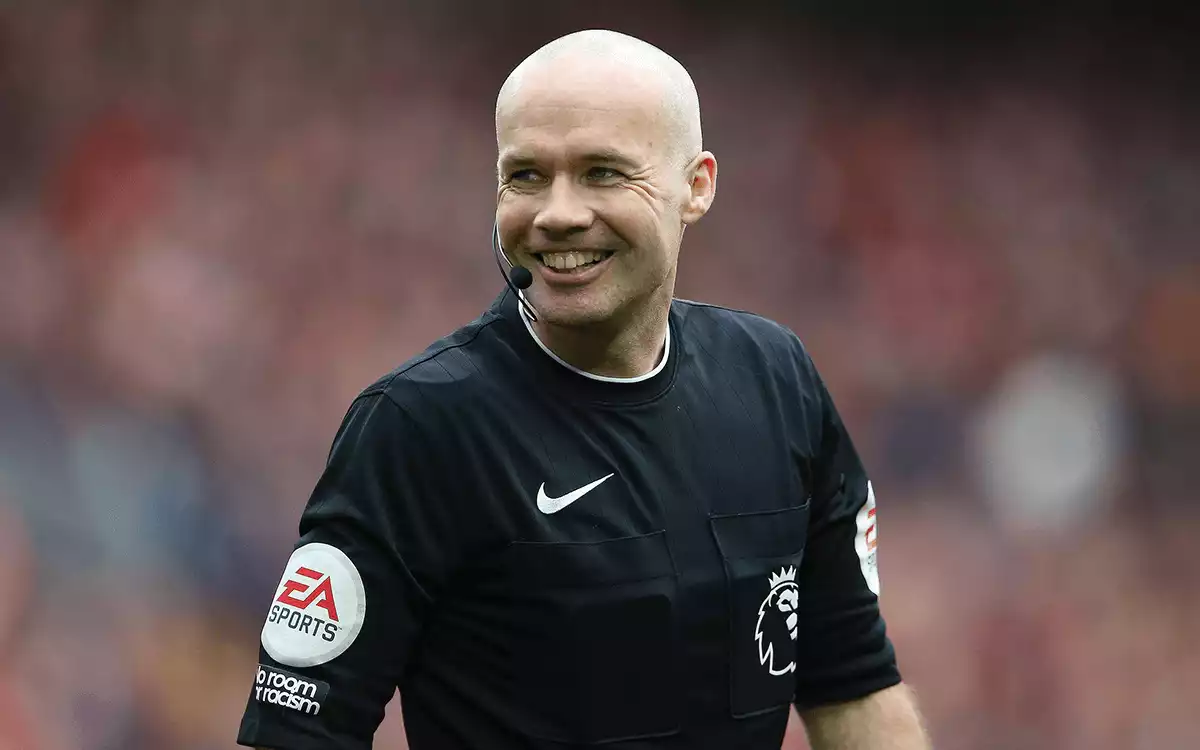 FA Cup Final Ref Favours A City Win