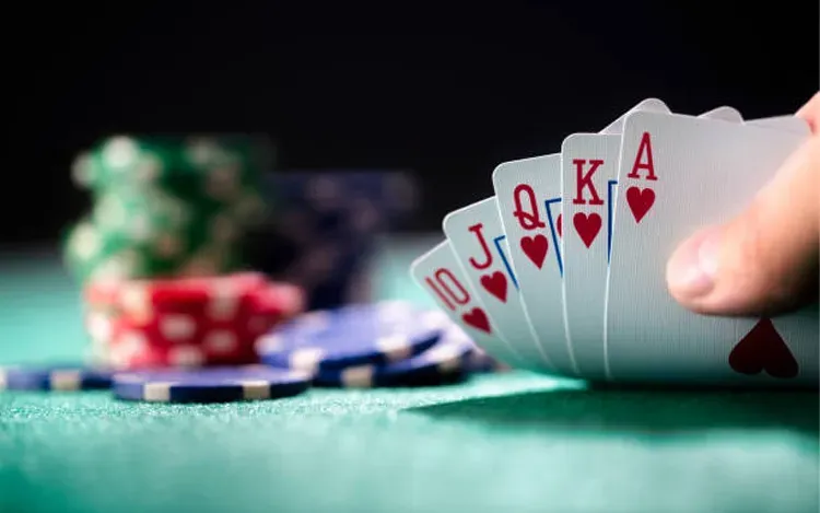 Top 10 Popular Gambling Card Games in the UK