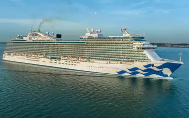 Celebrity Cruises vs Princess Cruises