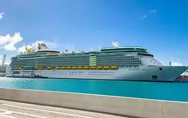 Princess Cruises vs Royal Caribbean