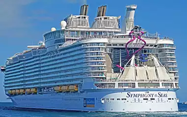 Symphony of the Seas vs Icon of the Seas