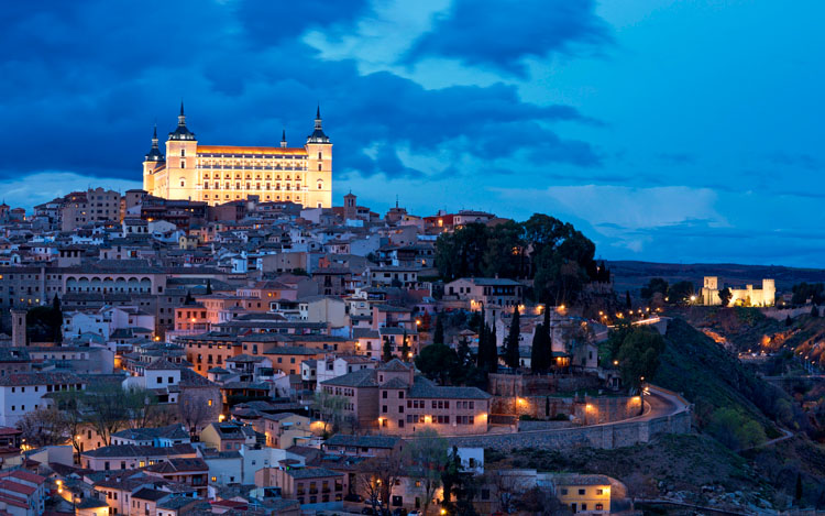 Alcázar d y la ciudadela de Toledo.jpg