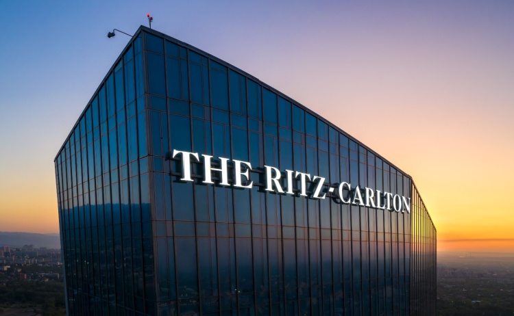 Ritz Carlton sky